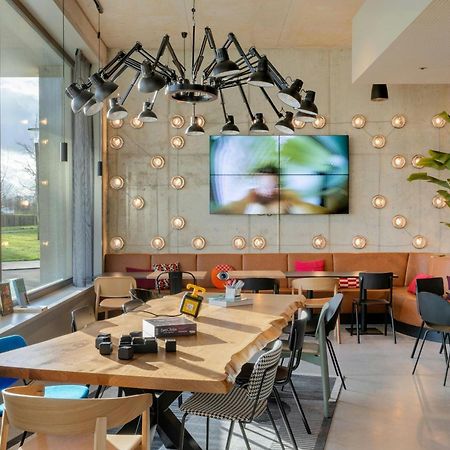 Hotel Moxy Anversa Esterno foto