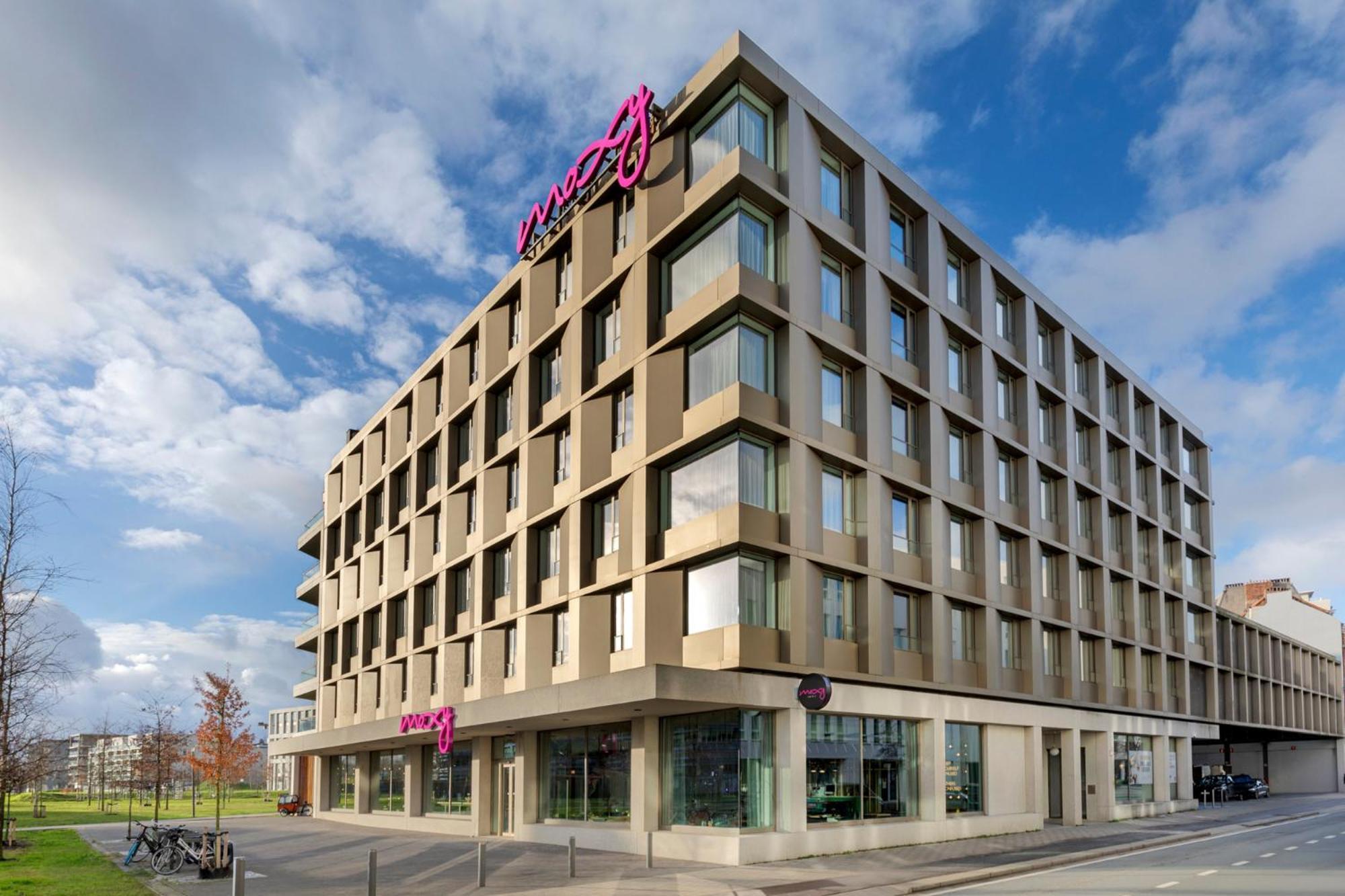 Hotel Moxy Anversa Esterno foto