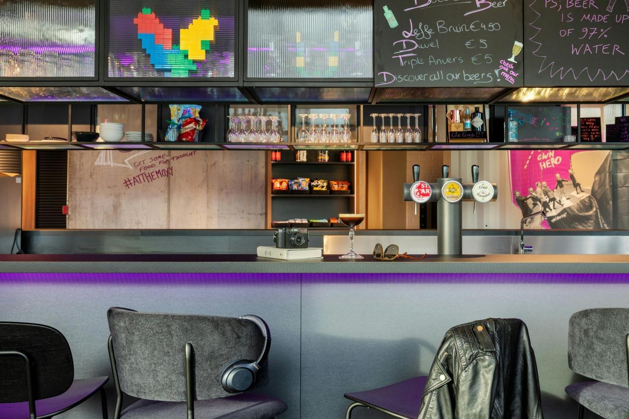 Hotel Moxy Anversa Esterno foto