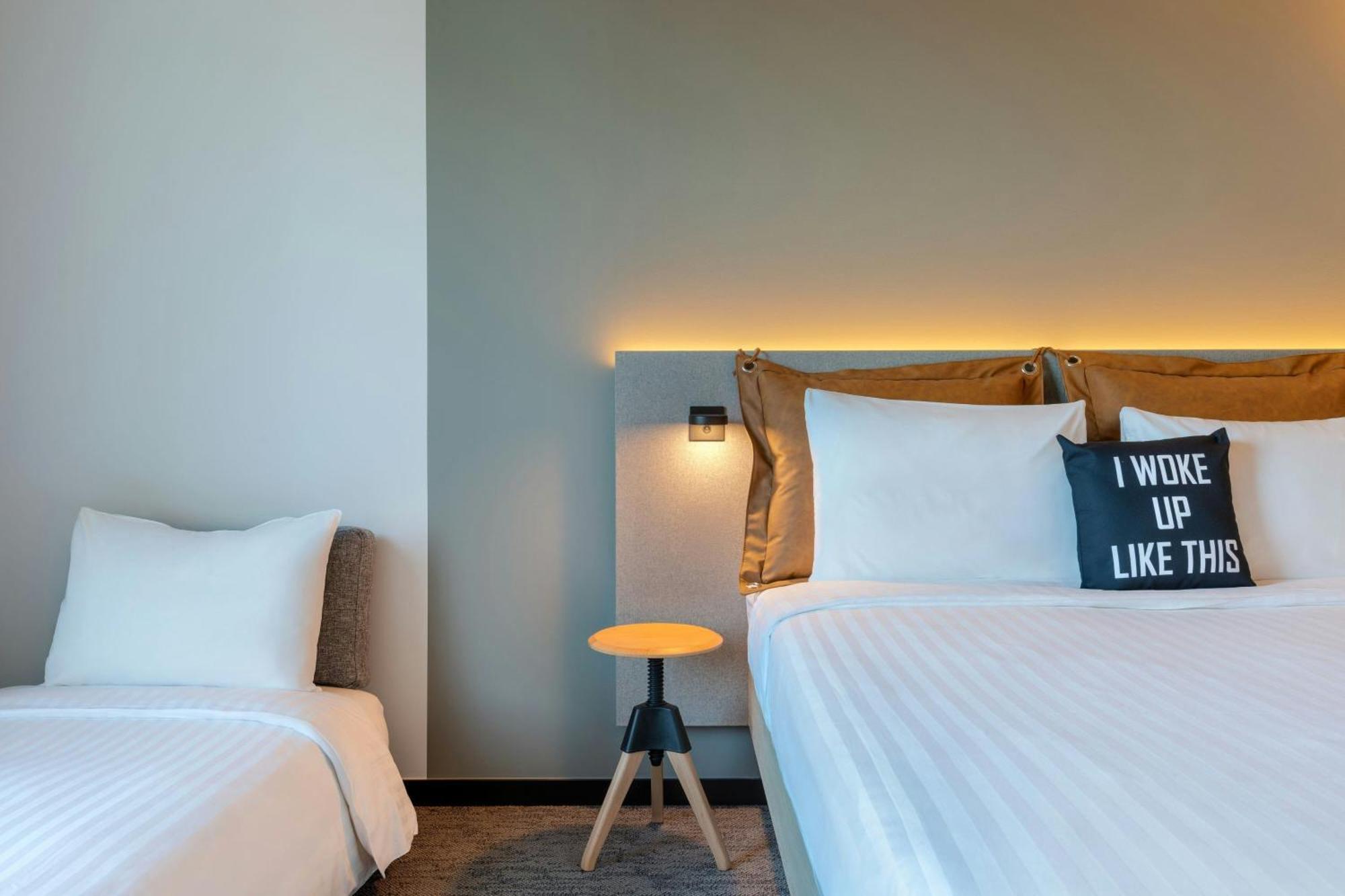 Hotel Moxy Anversa Esterno foto