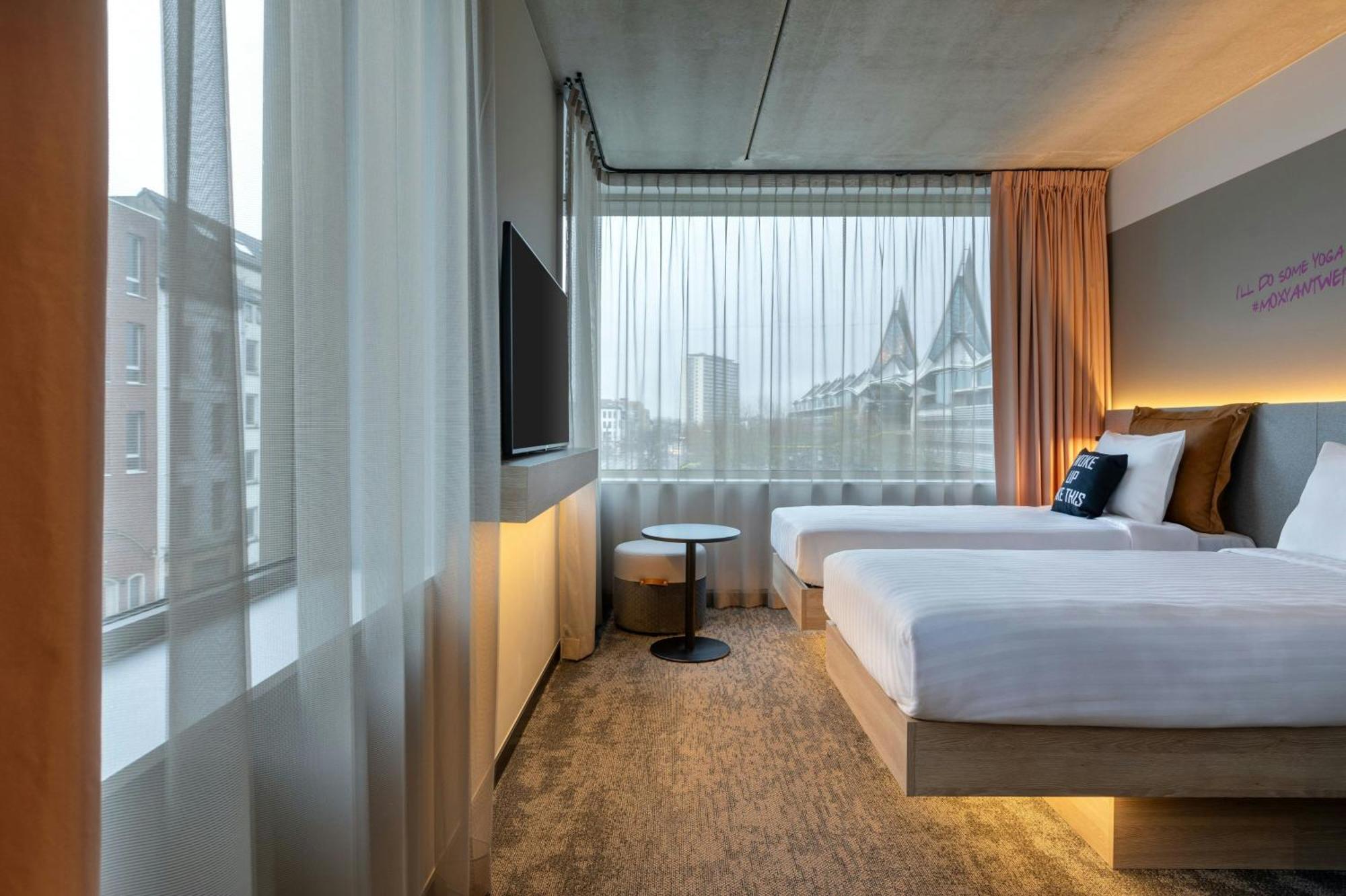 Hotel Moxy Anversa Esterno foto
