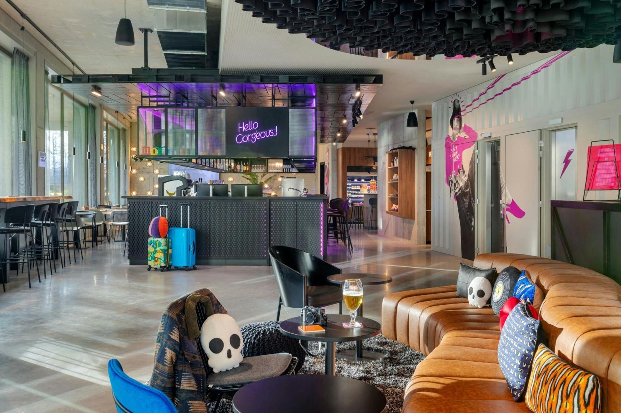Hotel Moxy Anversa Esterno foto