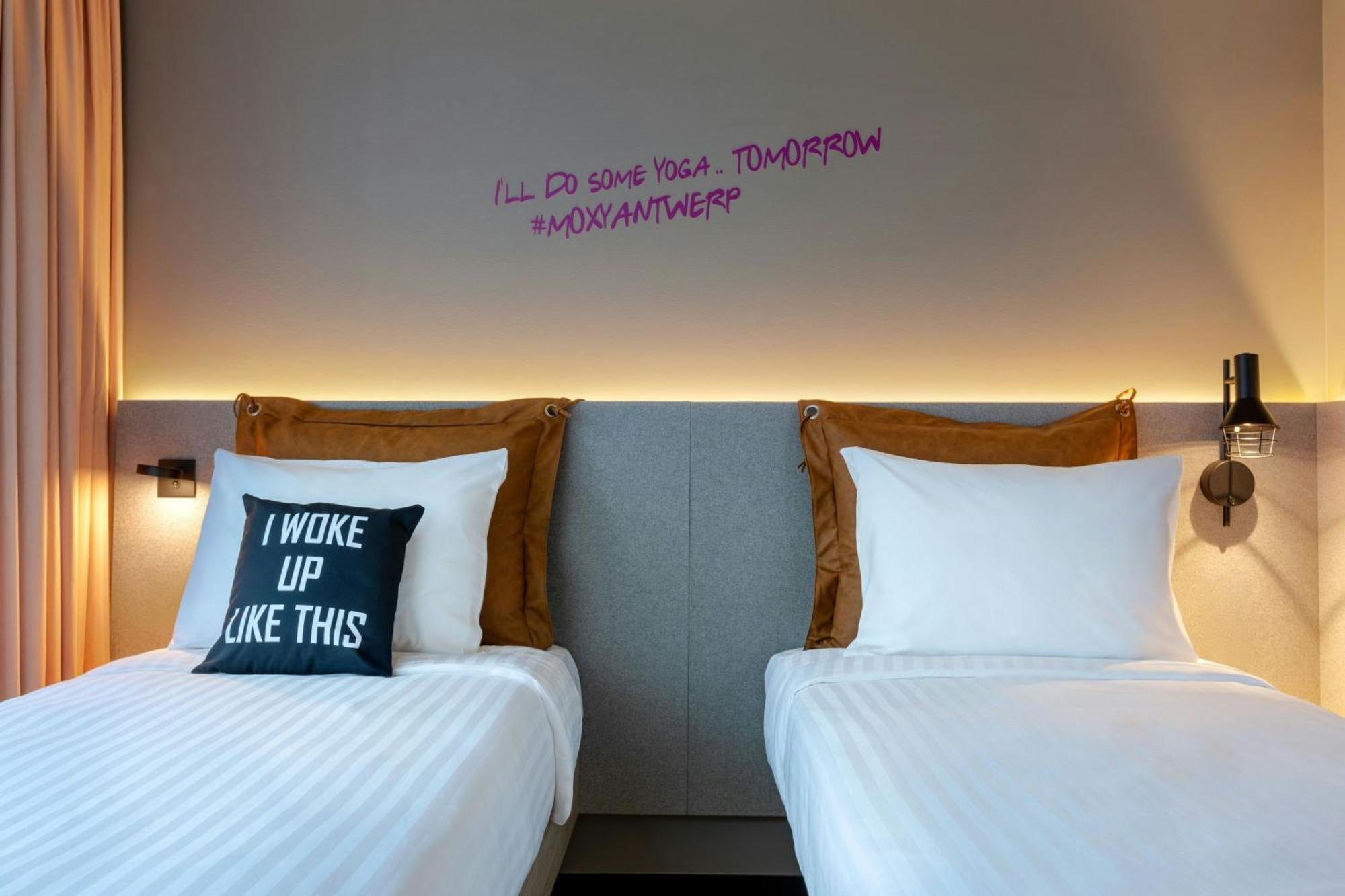 Hotel Moxy Anversa Esterno foto